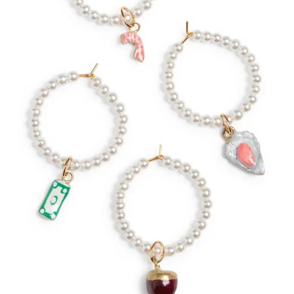 Susan Alexandra Other - SUSAN ALEXANDRA Snack Set of 4 Imitation Pearl Wine Glass Charms